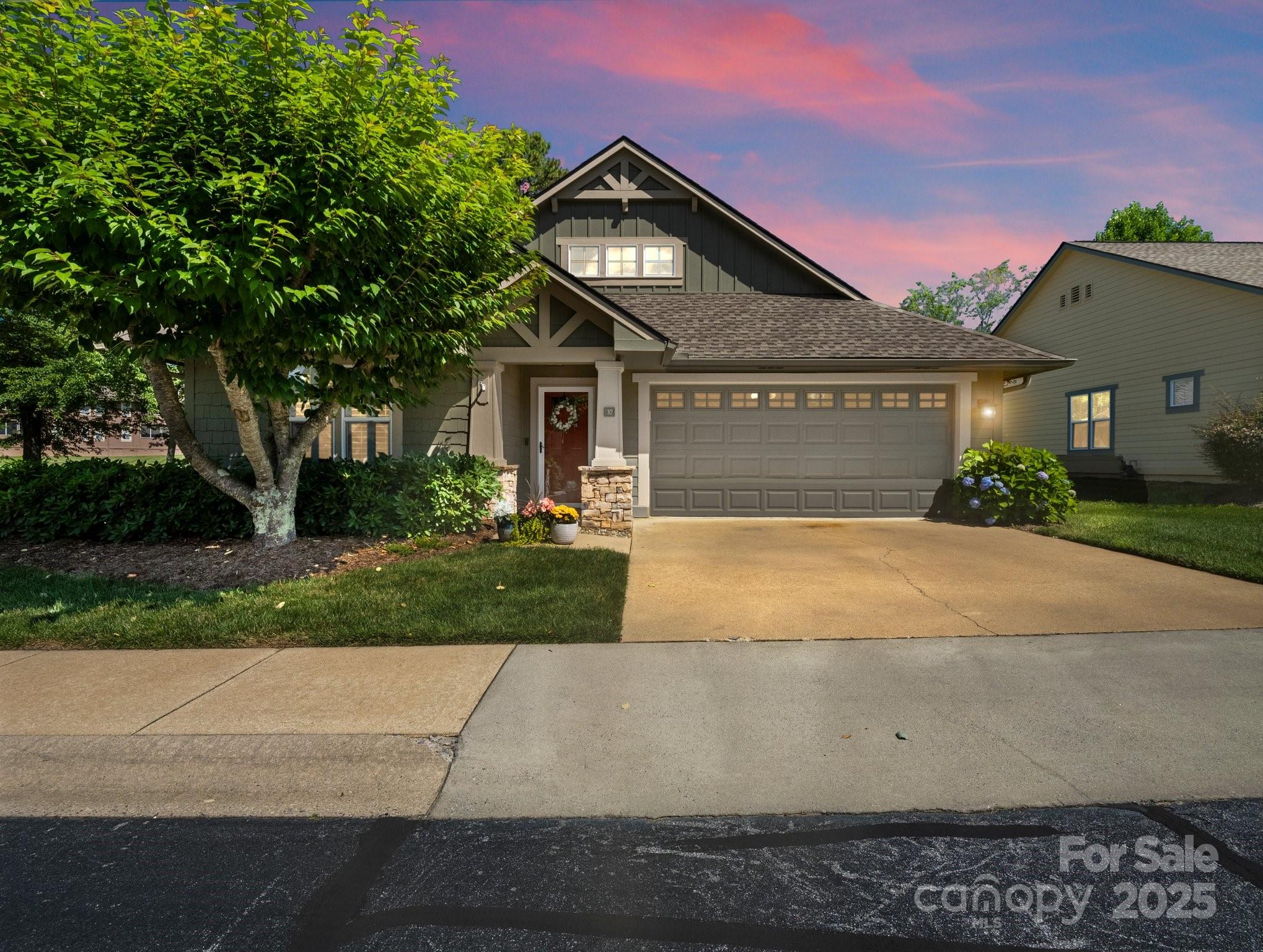 10 Gray Wolf Lane