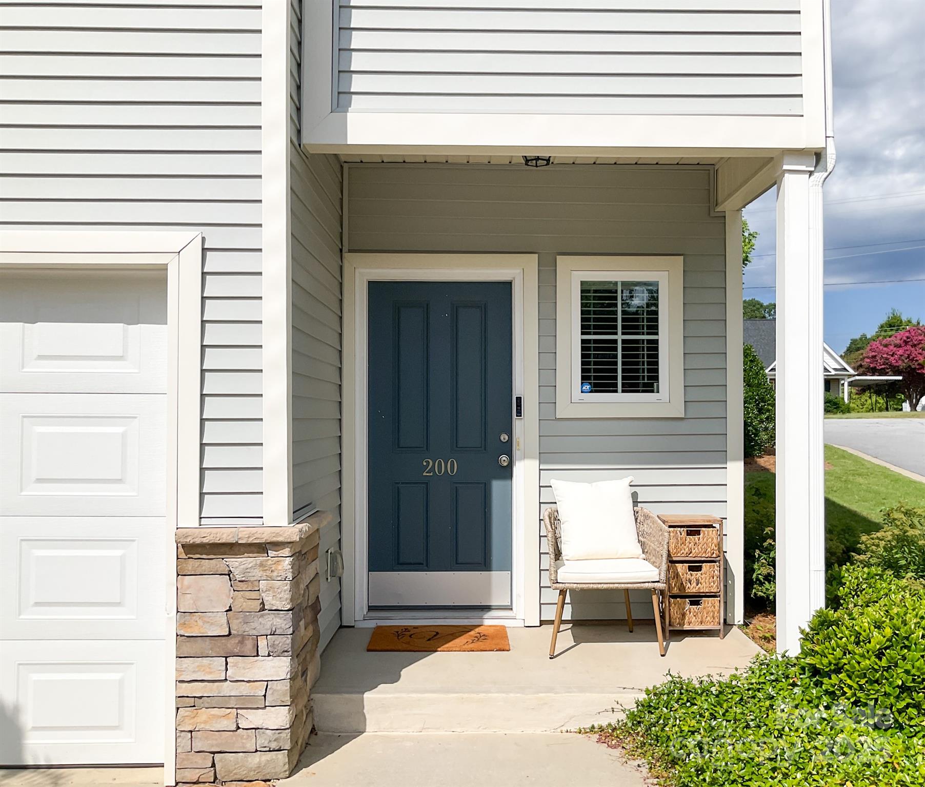 200 Button Willow Street