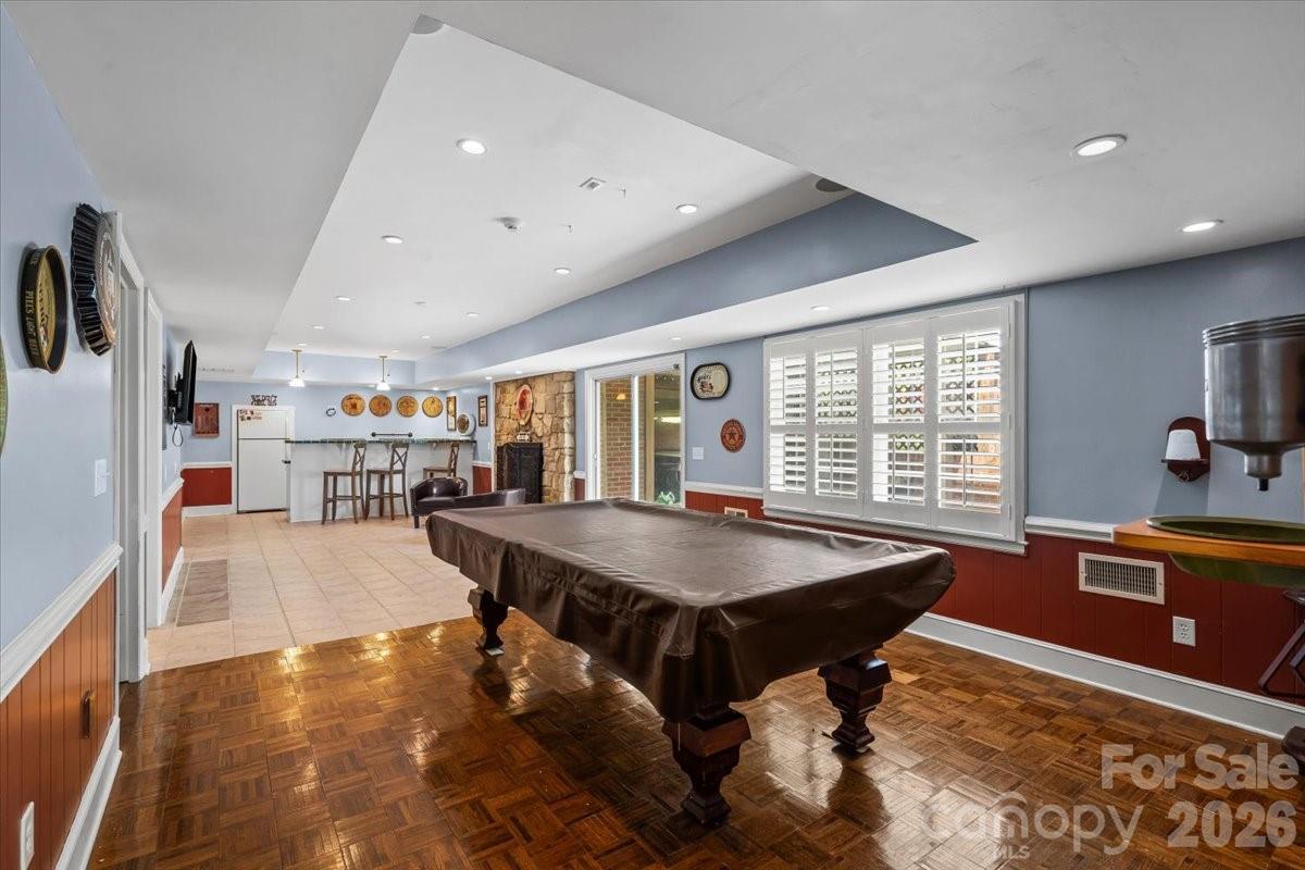 Norman Woods - Residential