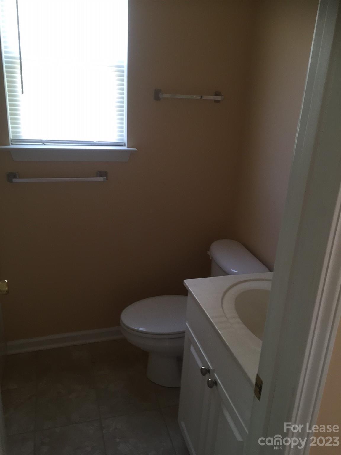 Curtis Pond - Residential Lease