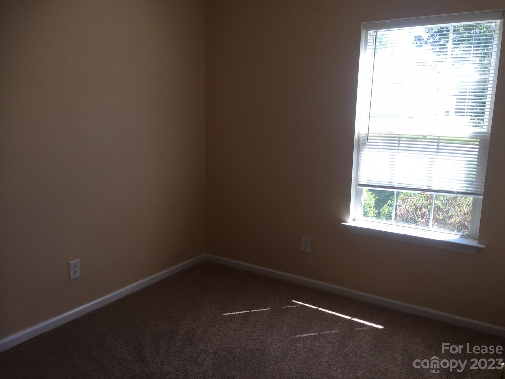 Curtis Pond - Residential Lease