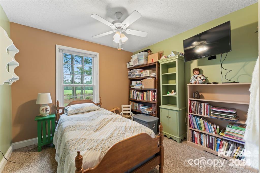 Lake Royale - Residential