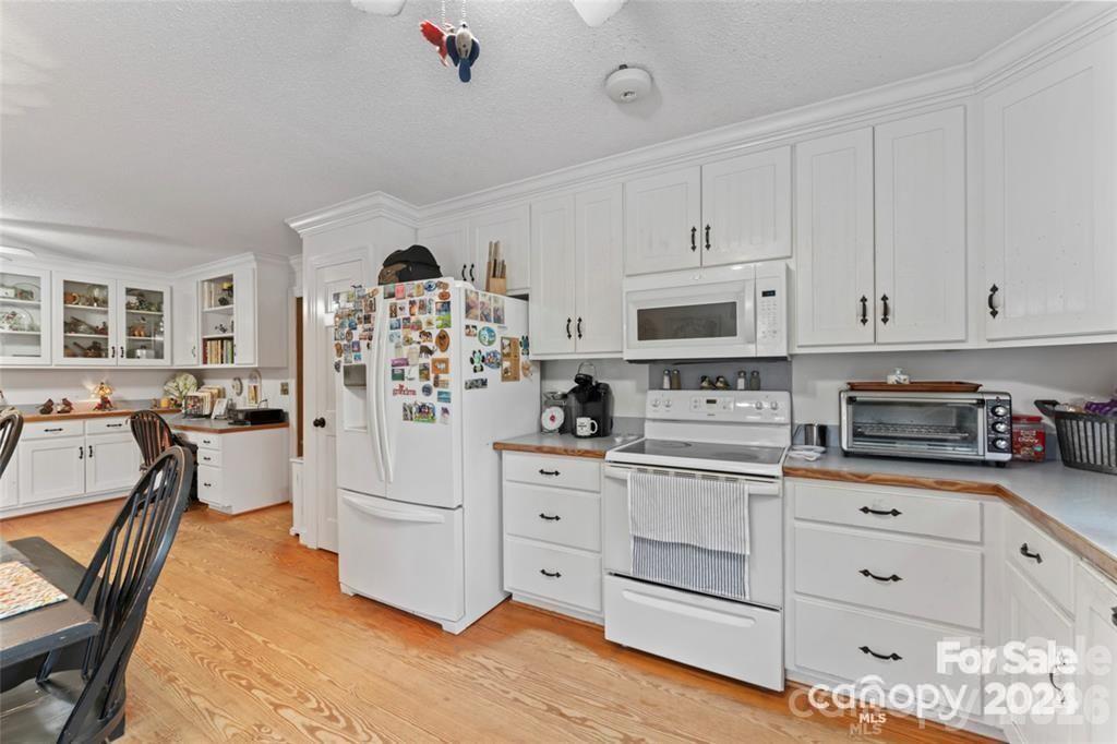 Lake Royale - Residential