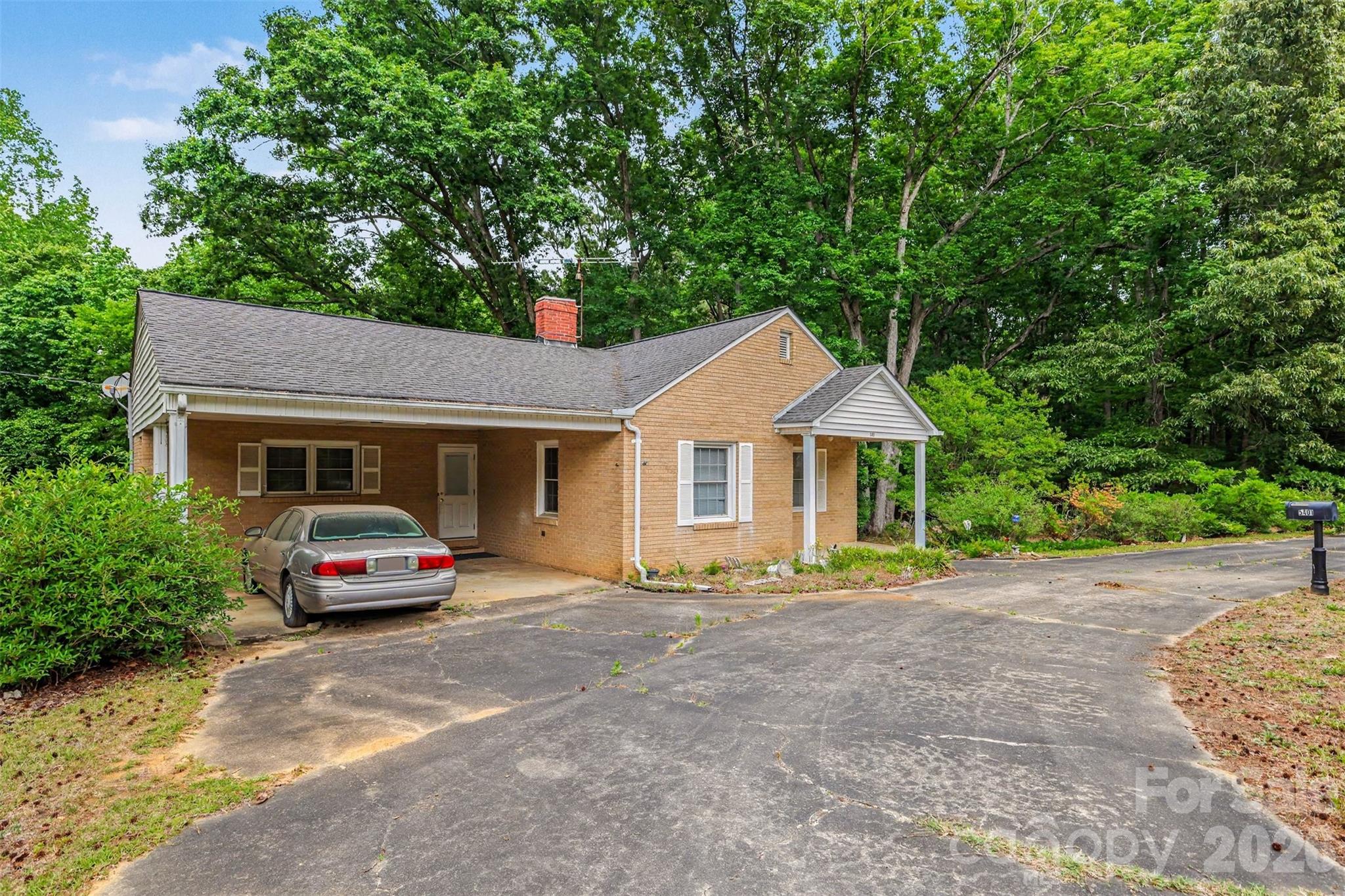 5401 Flat Creek Road