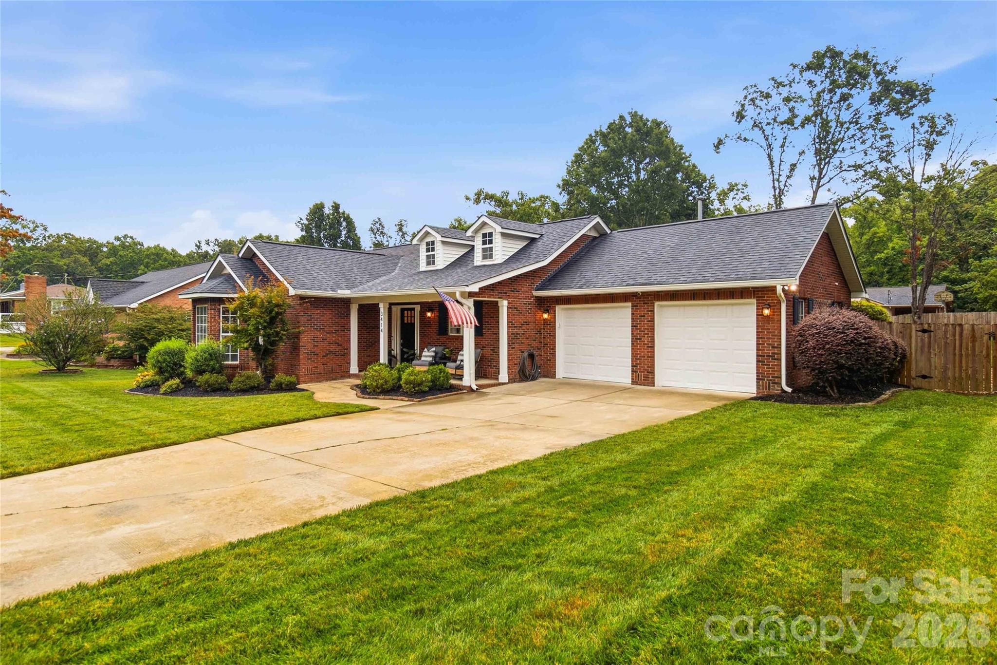 3414 Romany Drive