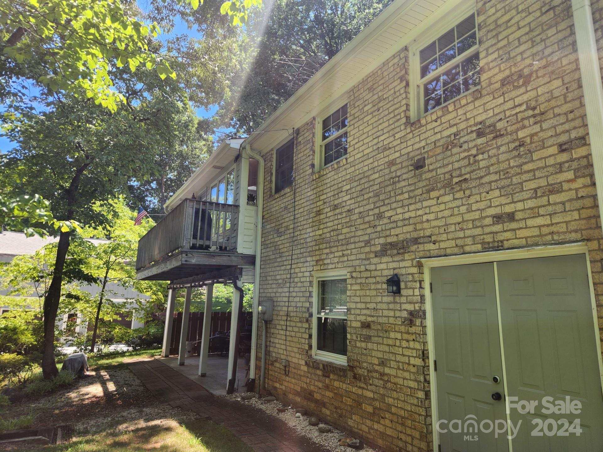 Ravenwood - Residential