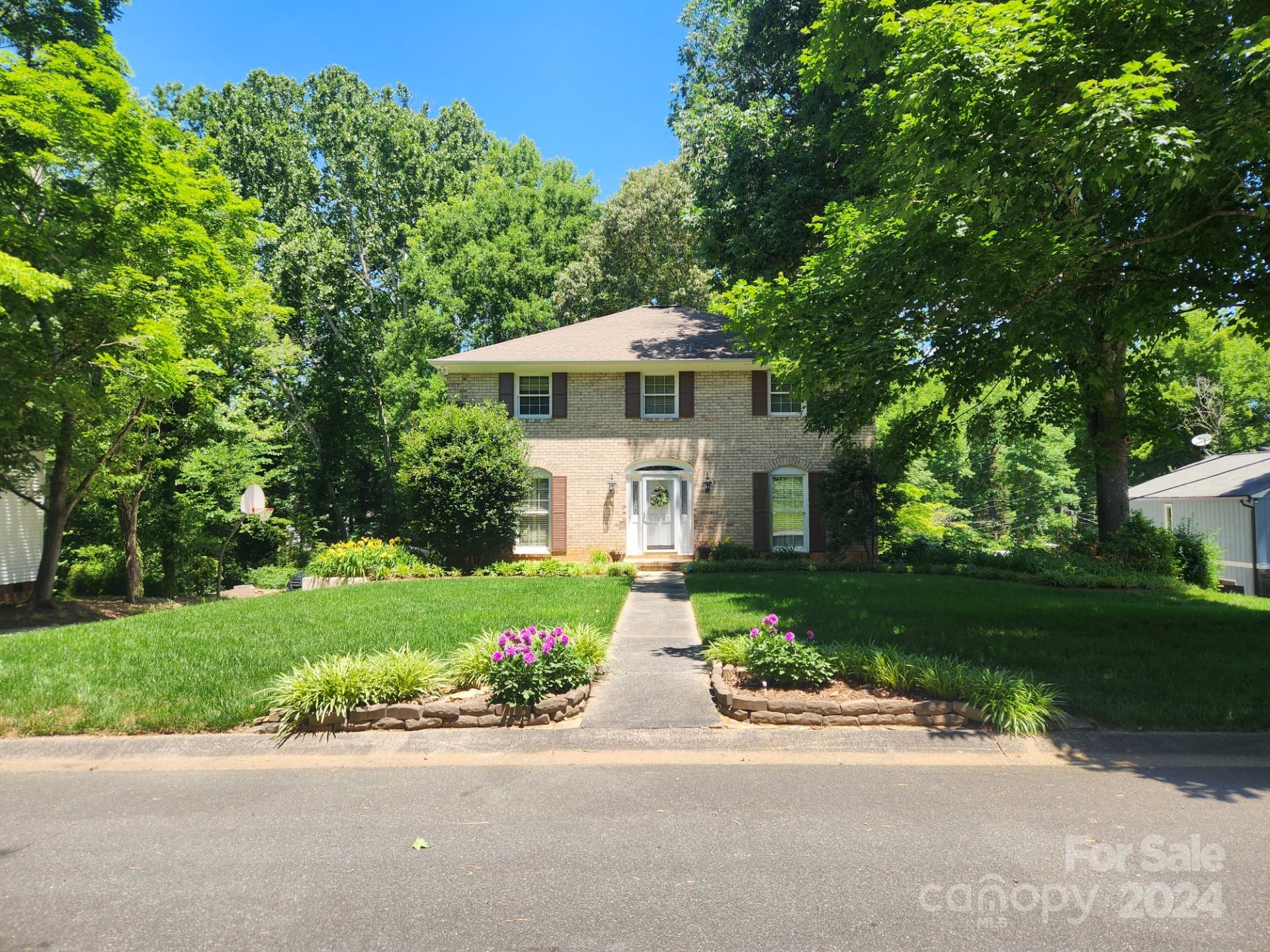 Ravenwood - Residential