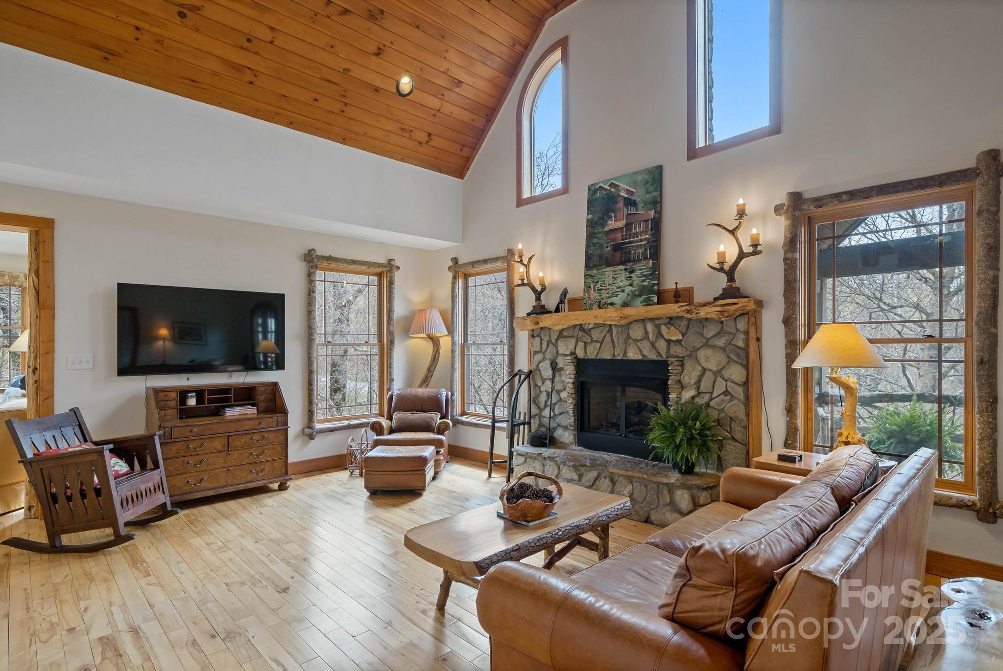 140 Spruce Hollow Road