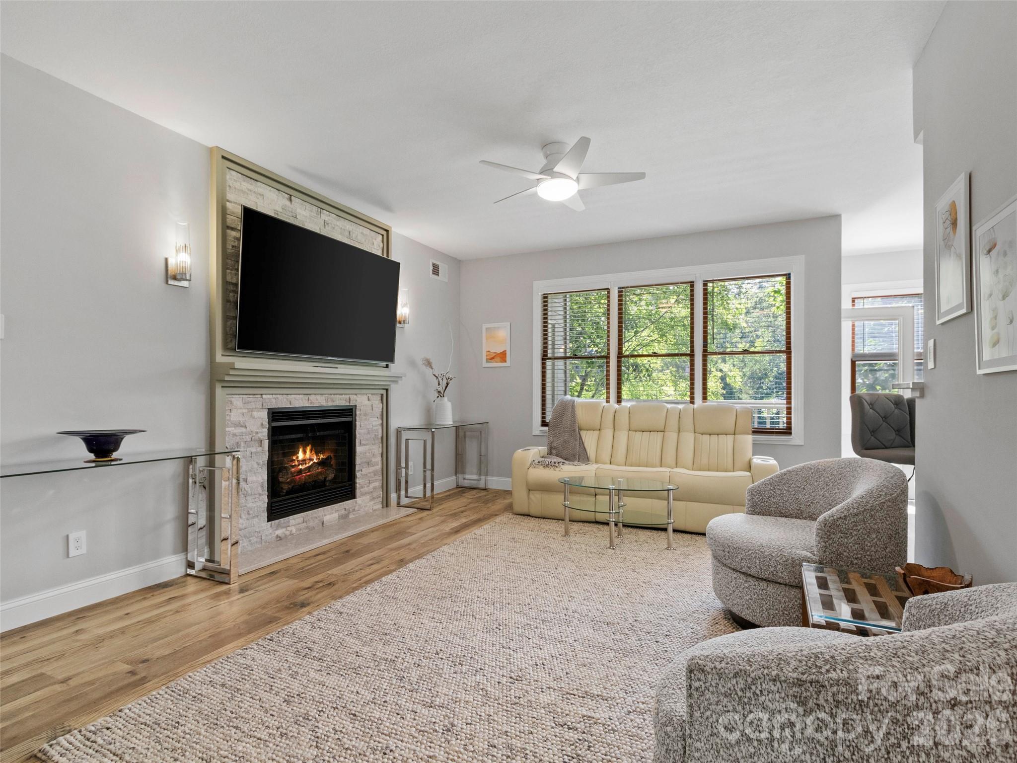 220 Stoney Falls Loop 1 B2