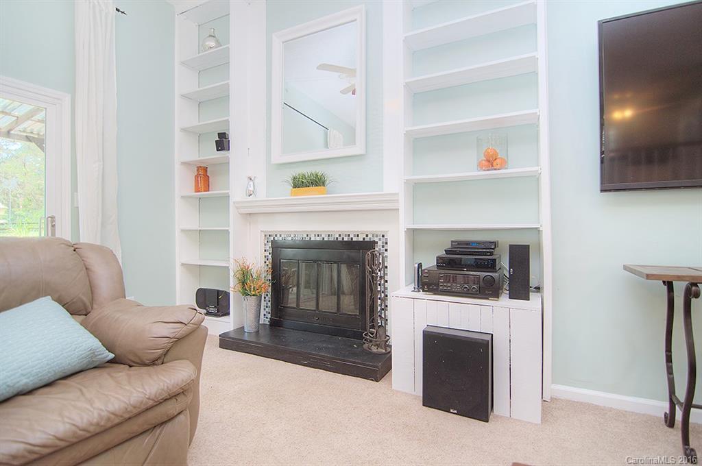 Tega Cay - Residential