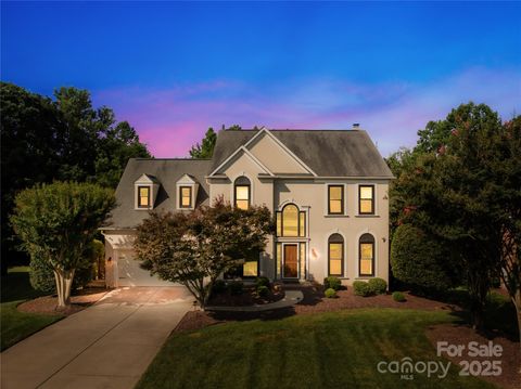 5536 Piper Glen Drive Charlotte NC 28277
