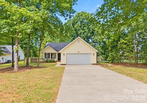 Photo of 2116 Gambrel Way, Monroe, NC 28112 (MLS # 4436266)