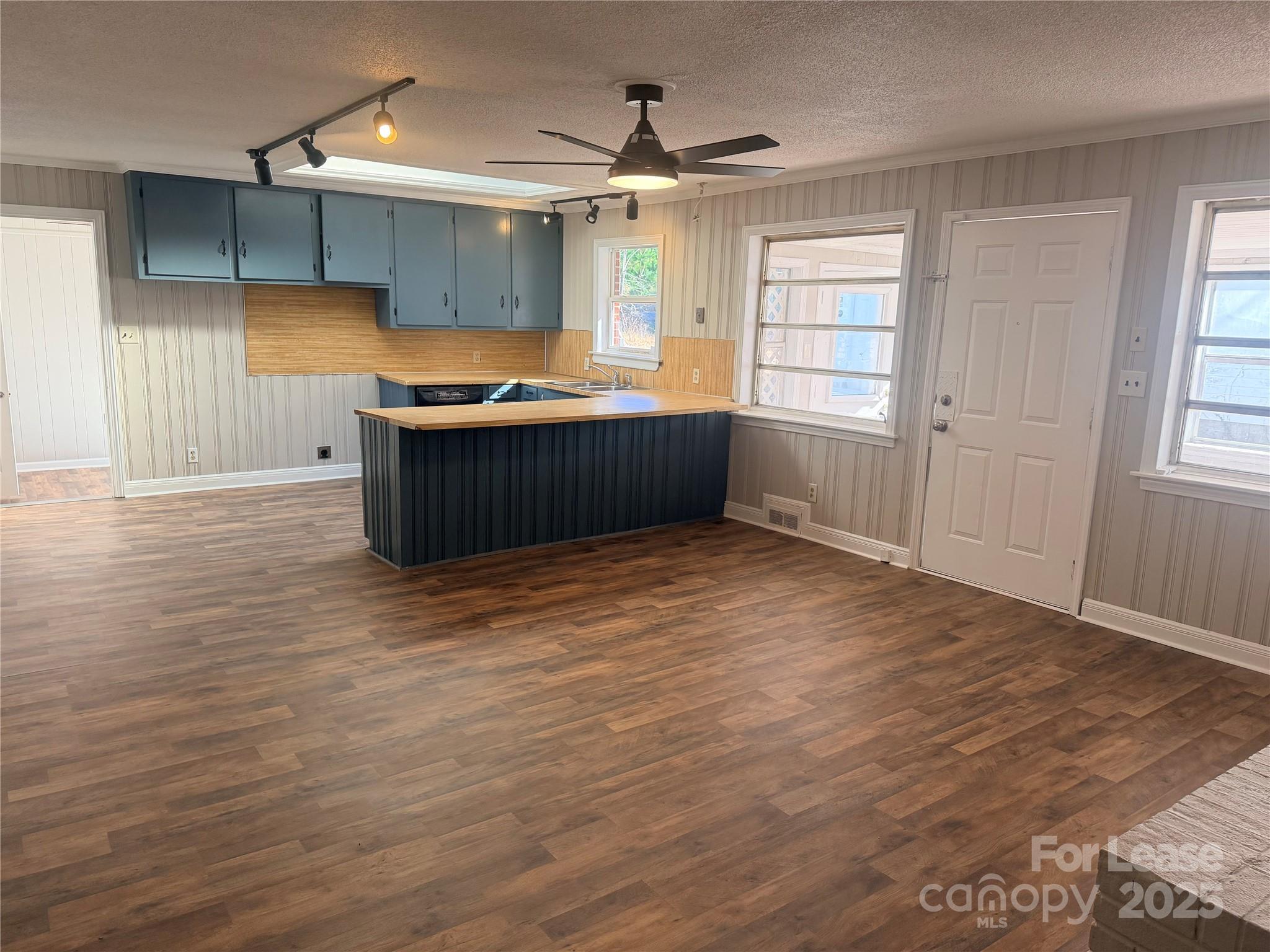 5226 Indian Trail Fairview Road