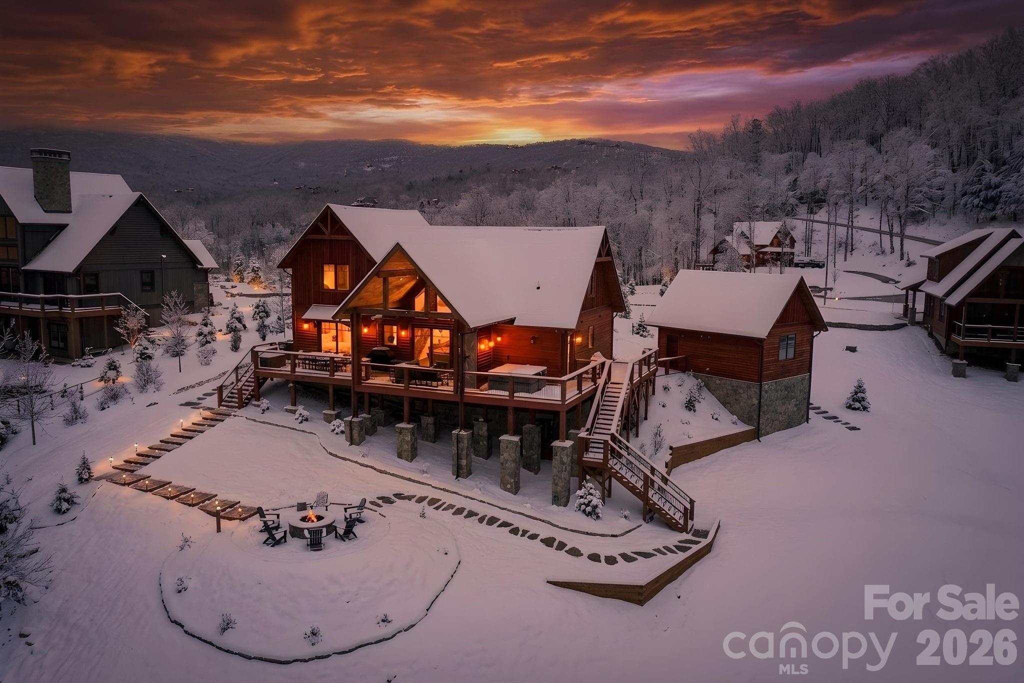 The Lodges at Eagles Nest - Residential