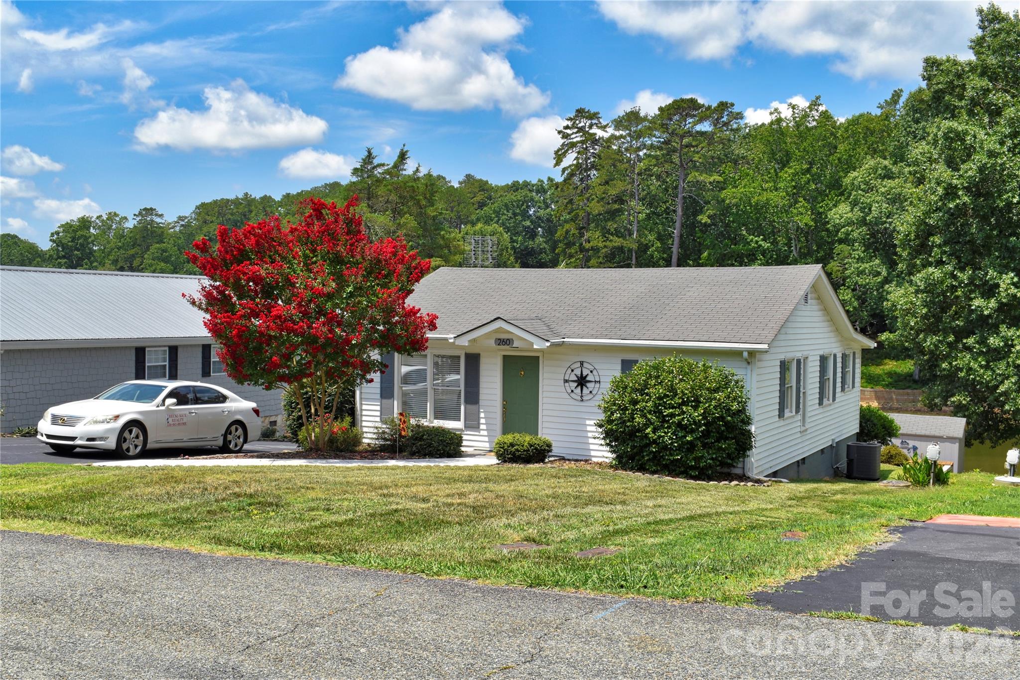 260 Pirates Cove