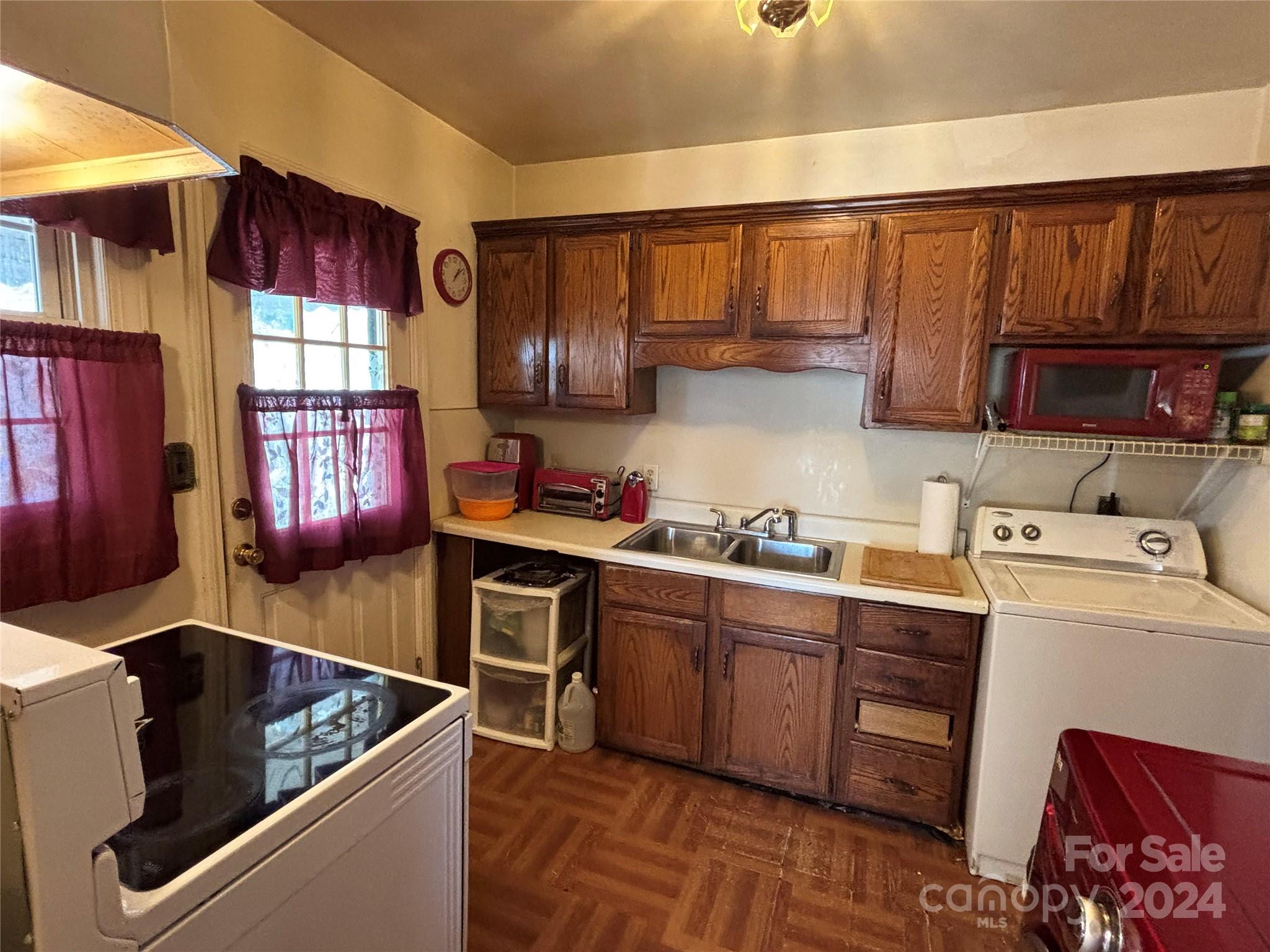West Blvd - Residential