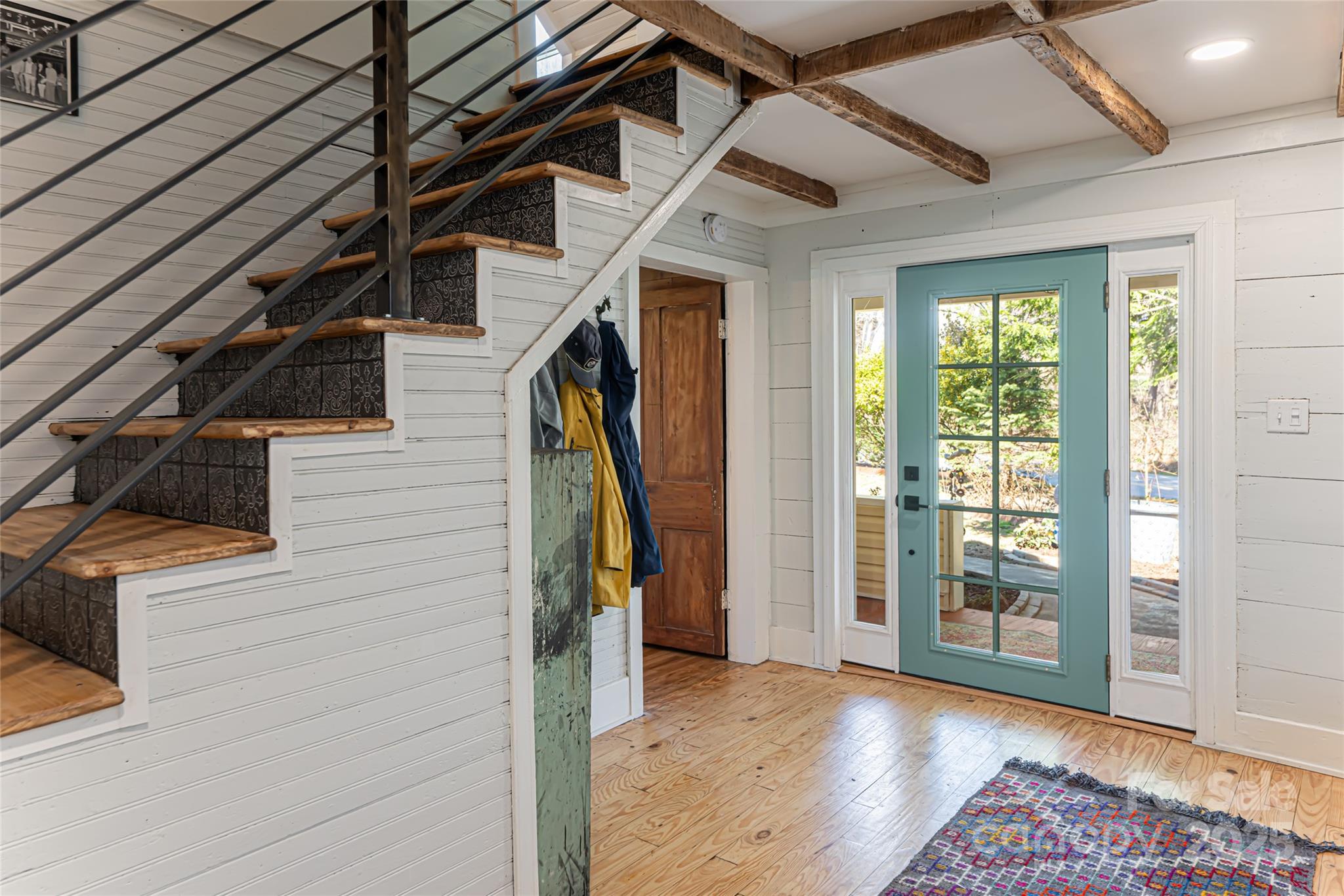 Laurelwood - Residential