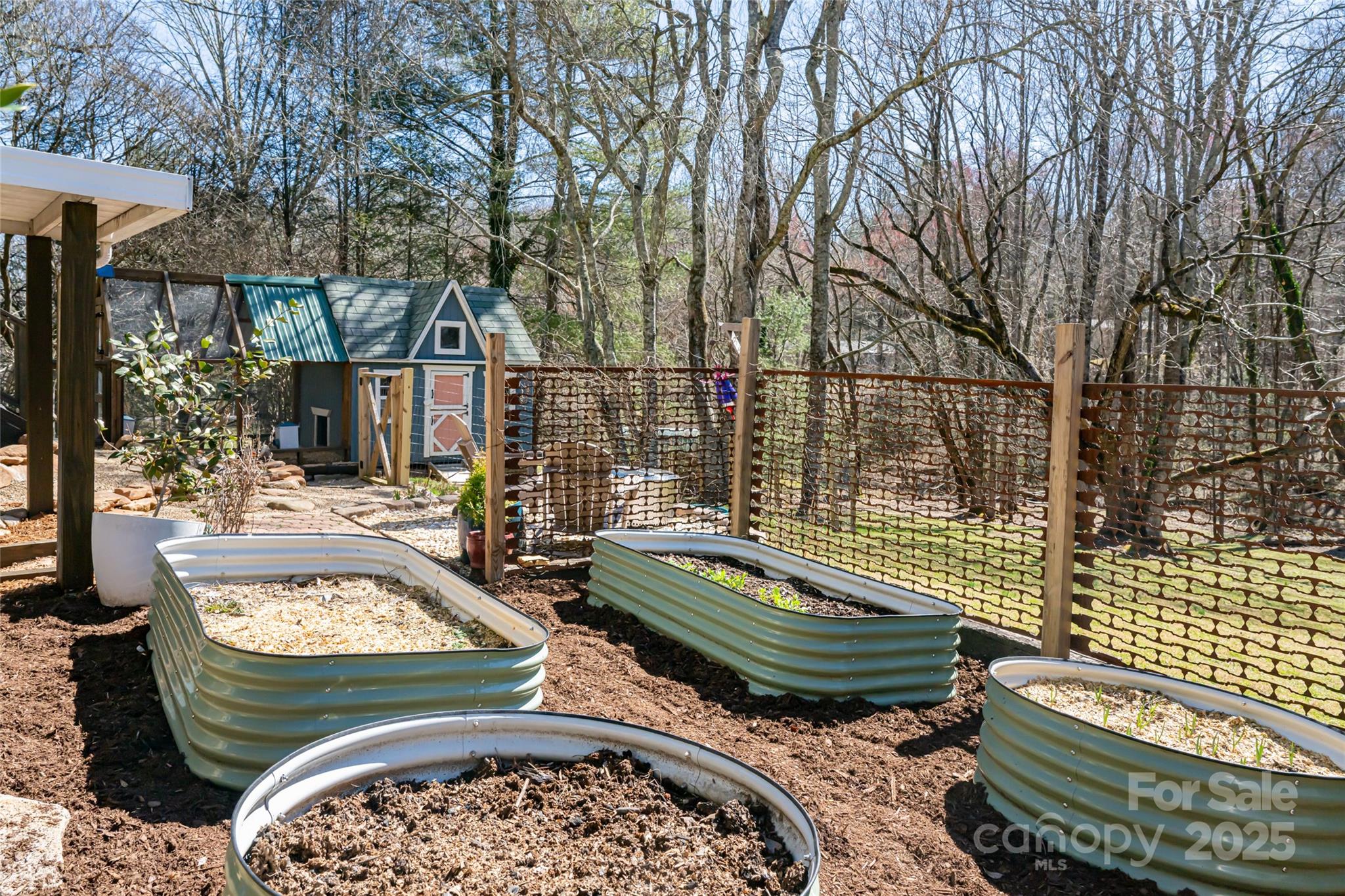 Laurelwood - Residential