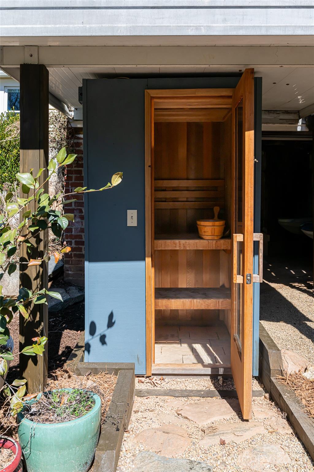 Laurelwood - Residential