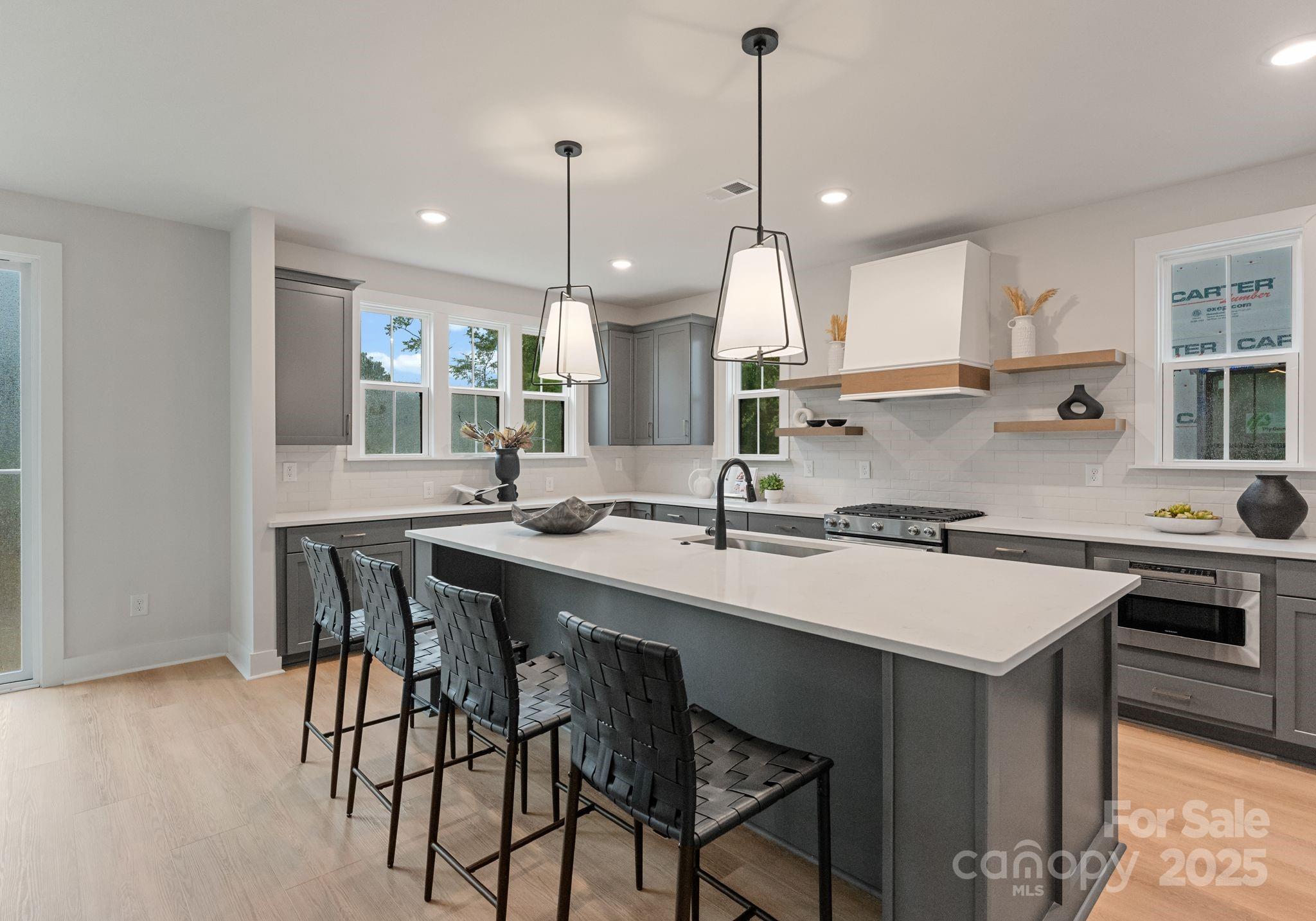 3021 Kinger Lane