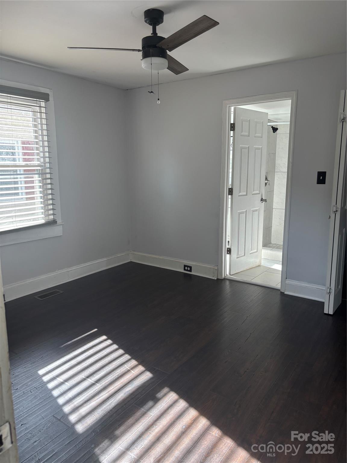 827 W Horah Street W