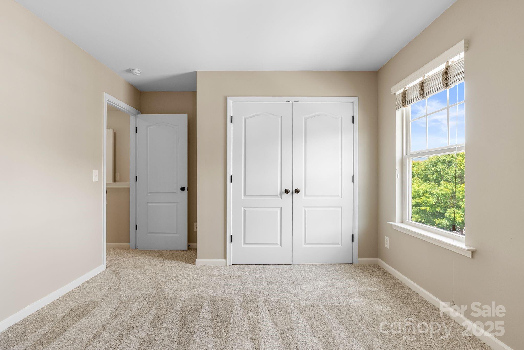 Creekside Village - Residential