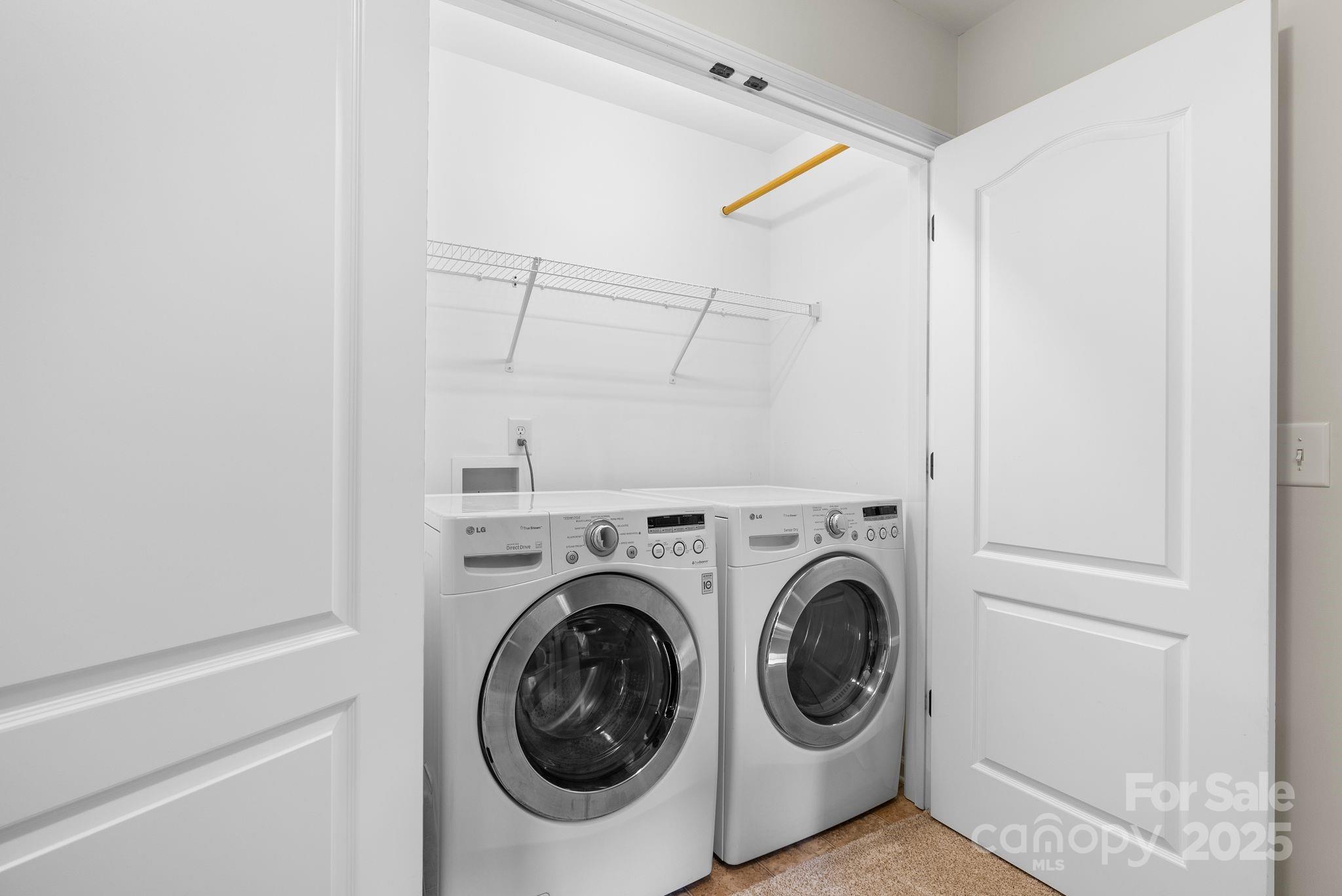 Creekside Village - Residential