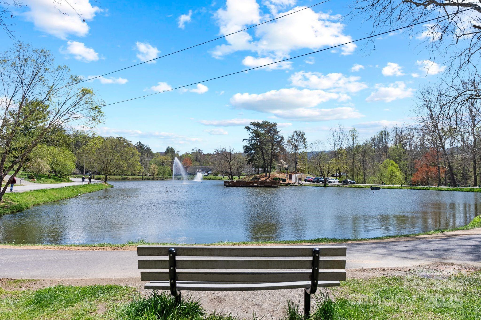 Creekside Village - Residential