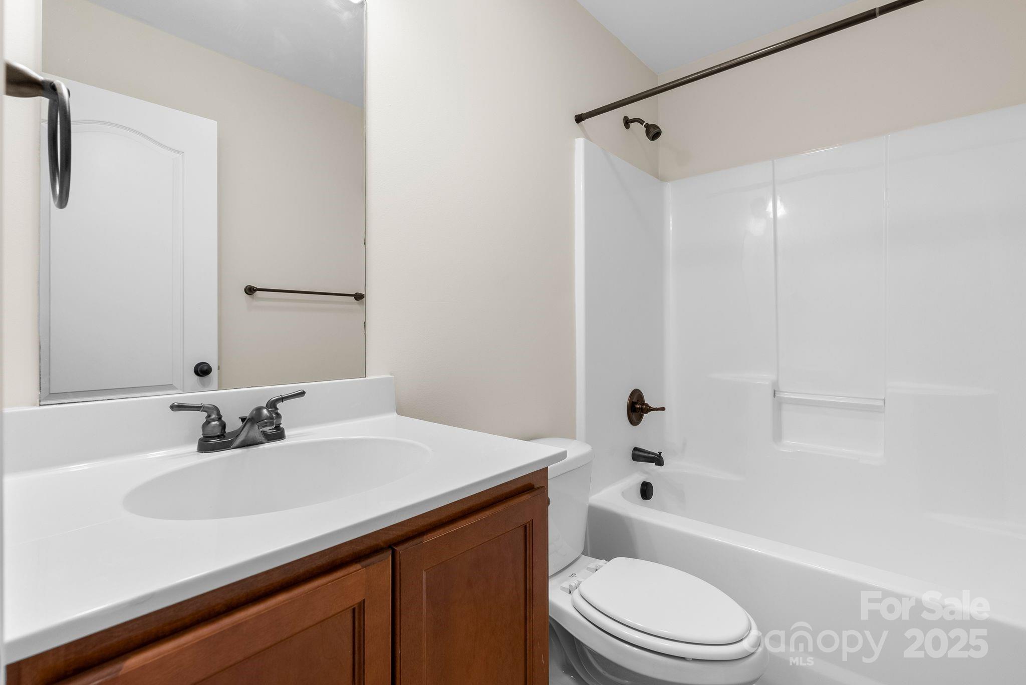 Creekside Village - Residential