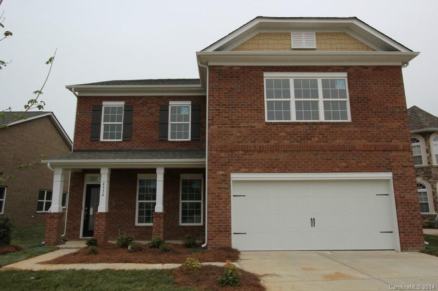5 bedrooms with 3 full baths, plus a loft.  Hardwoods on 1st floor.  Guest suite on 1st floor.  Tile in baths.  Garden tub and tile shower in owner's suite. Gas stainless appliances in kitchen, Granite tops in kitchen with tile backsplash.  Fully sodded yard.  Gas fireplace in great room.