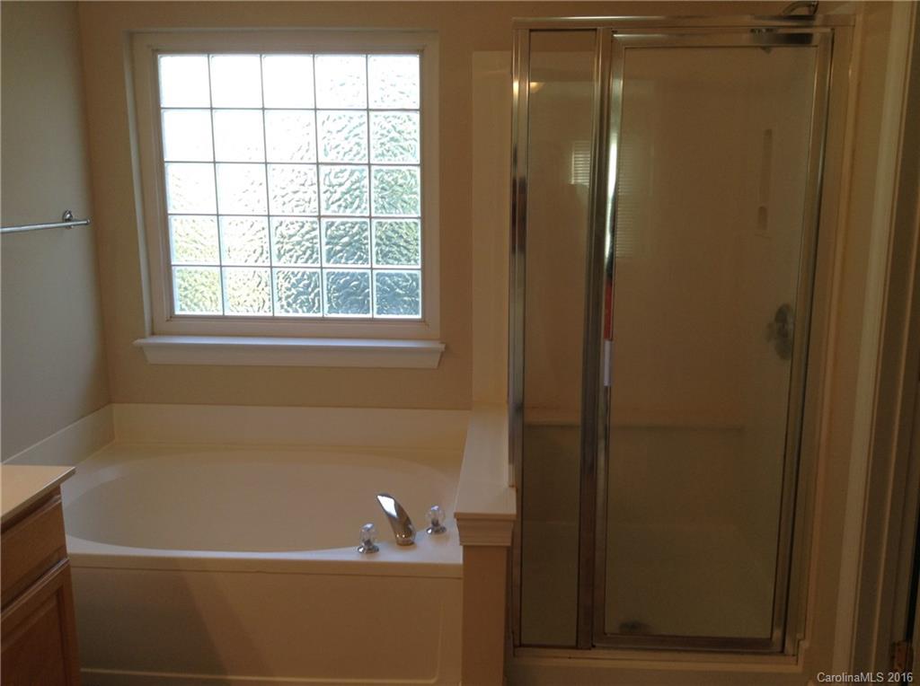 Sheffield Manor - Residential Lease