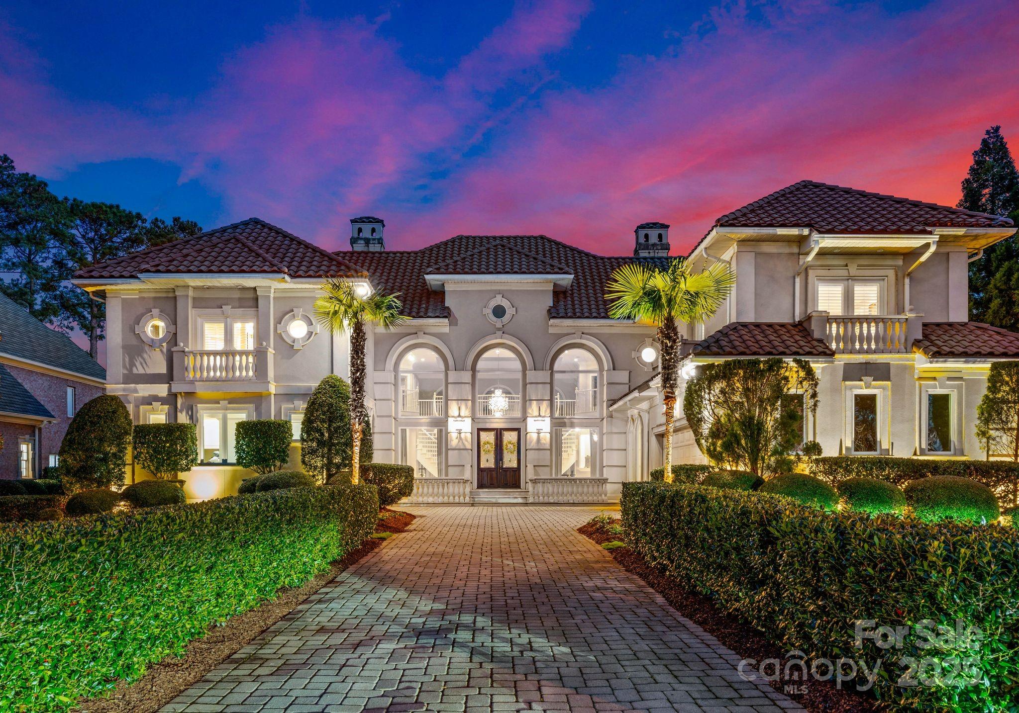 The Peninsula - Residential