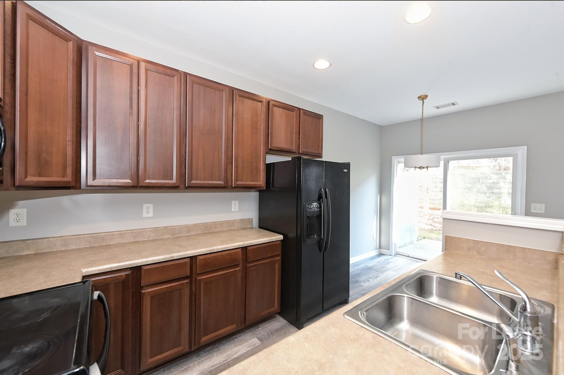 Oakbrooke - Residential Lease