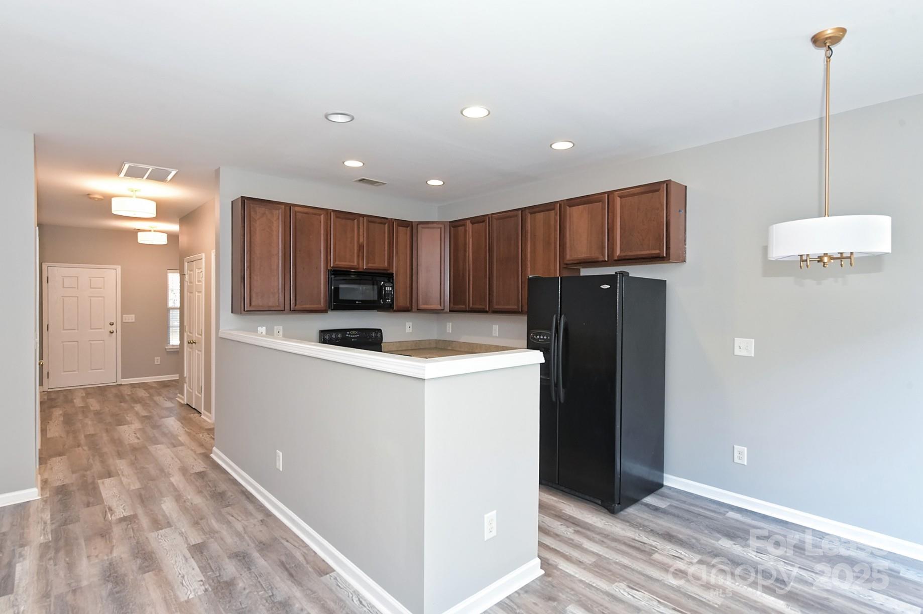 Oakbrooke - Residential Lease