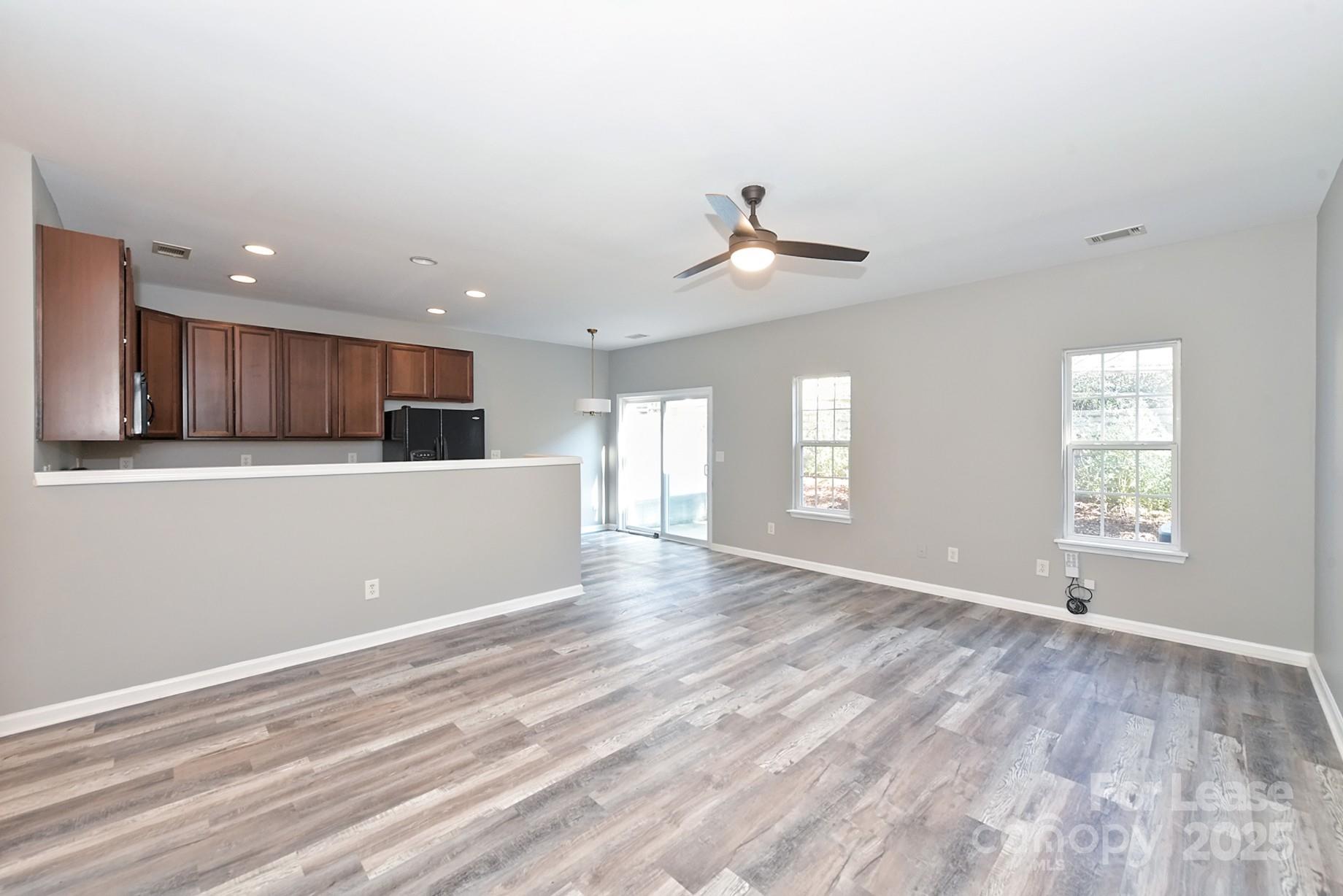 Oakbrooke - Residential Lease