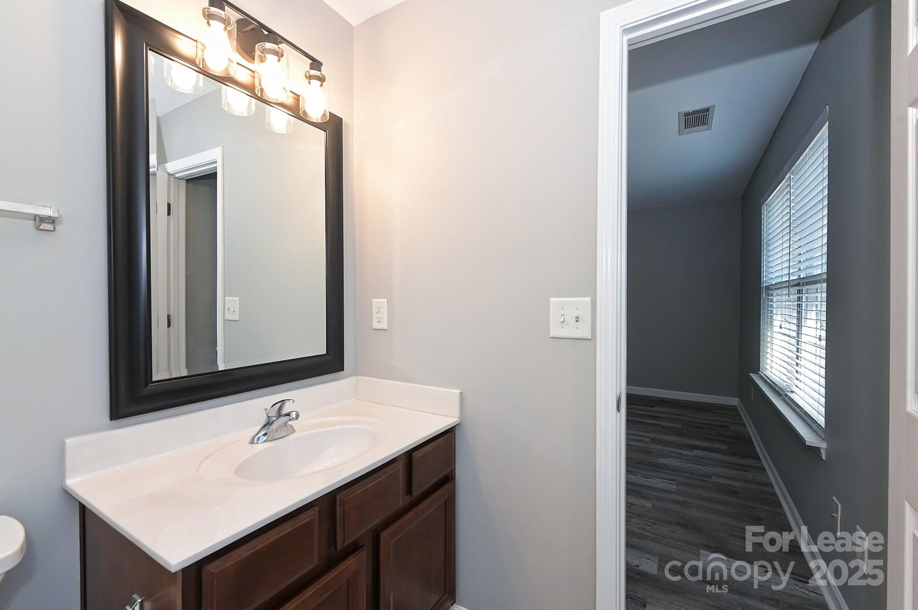 Oakbrooke - Residential Lease