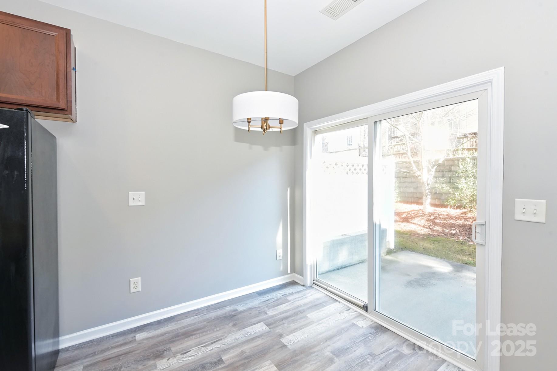 Oakbrooke - Residential Lease