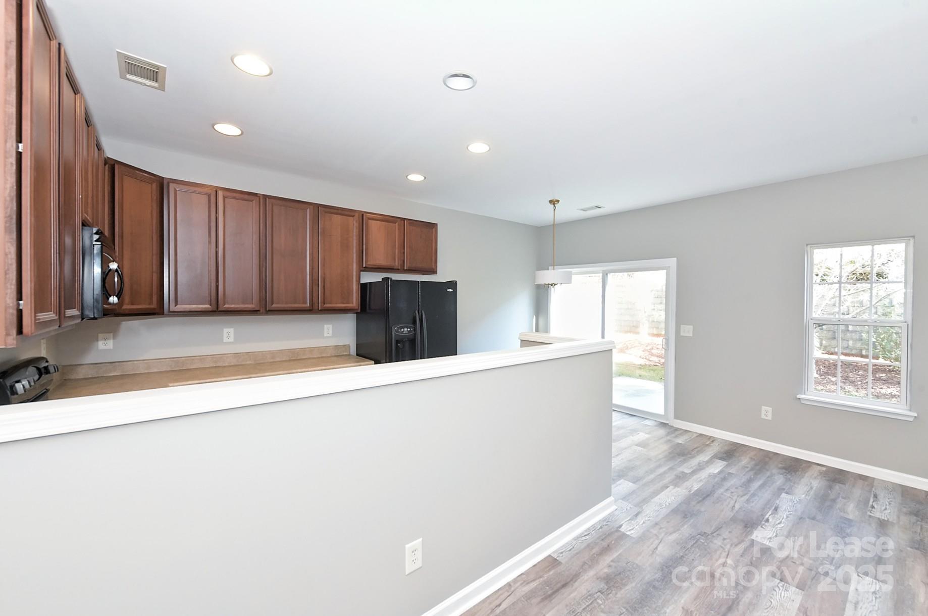 Oakbrooke - Residential Lease
