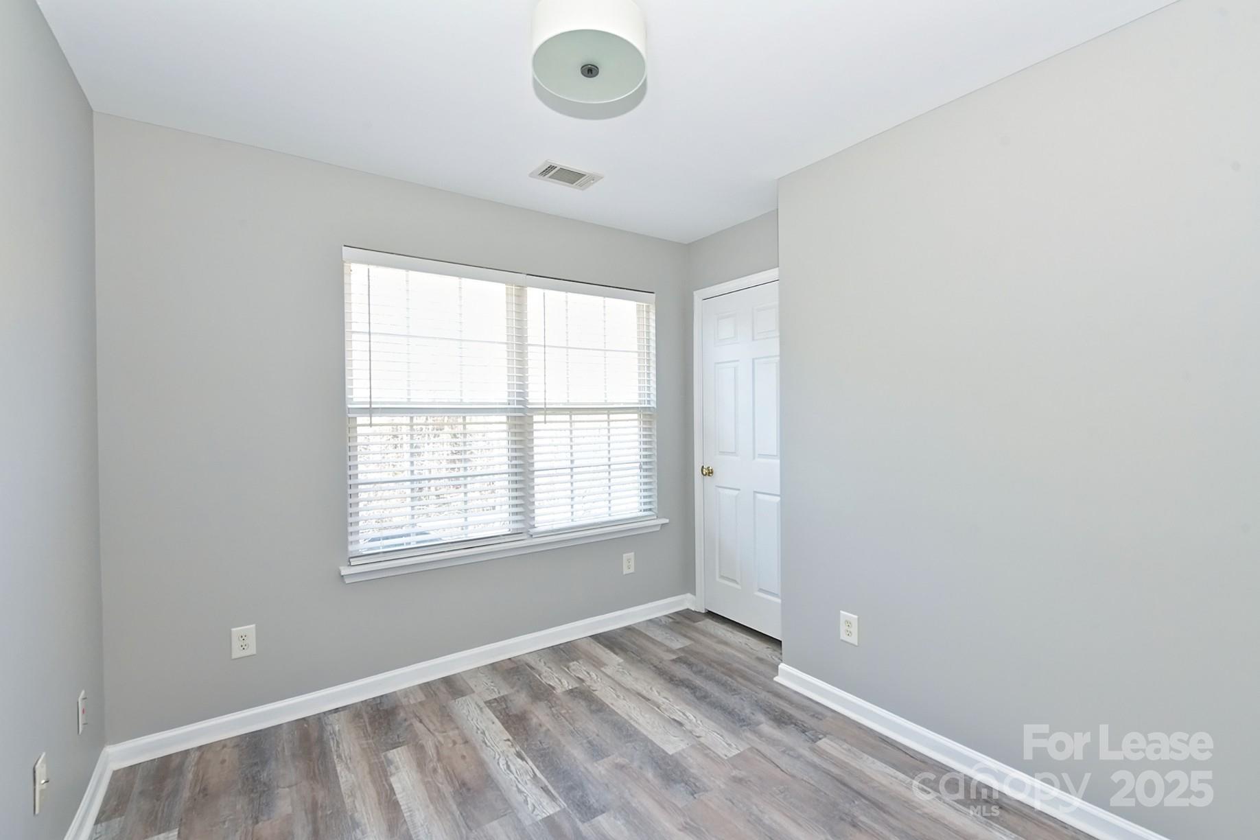 Oakbrooke - Residential Lease