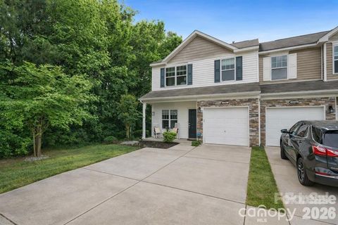 Photo of 10303 Bunclody Drive, Charlotte, NC 28213 (MLS # 4387936)