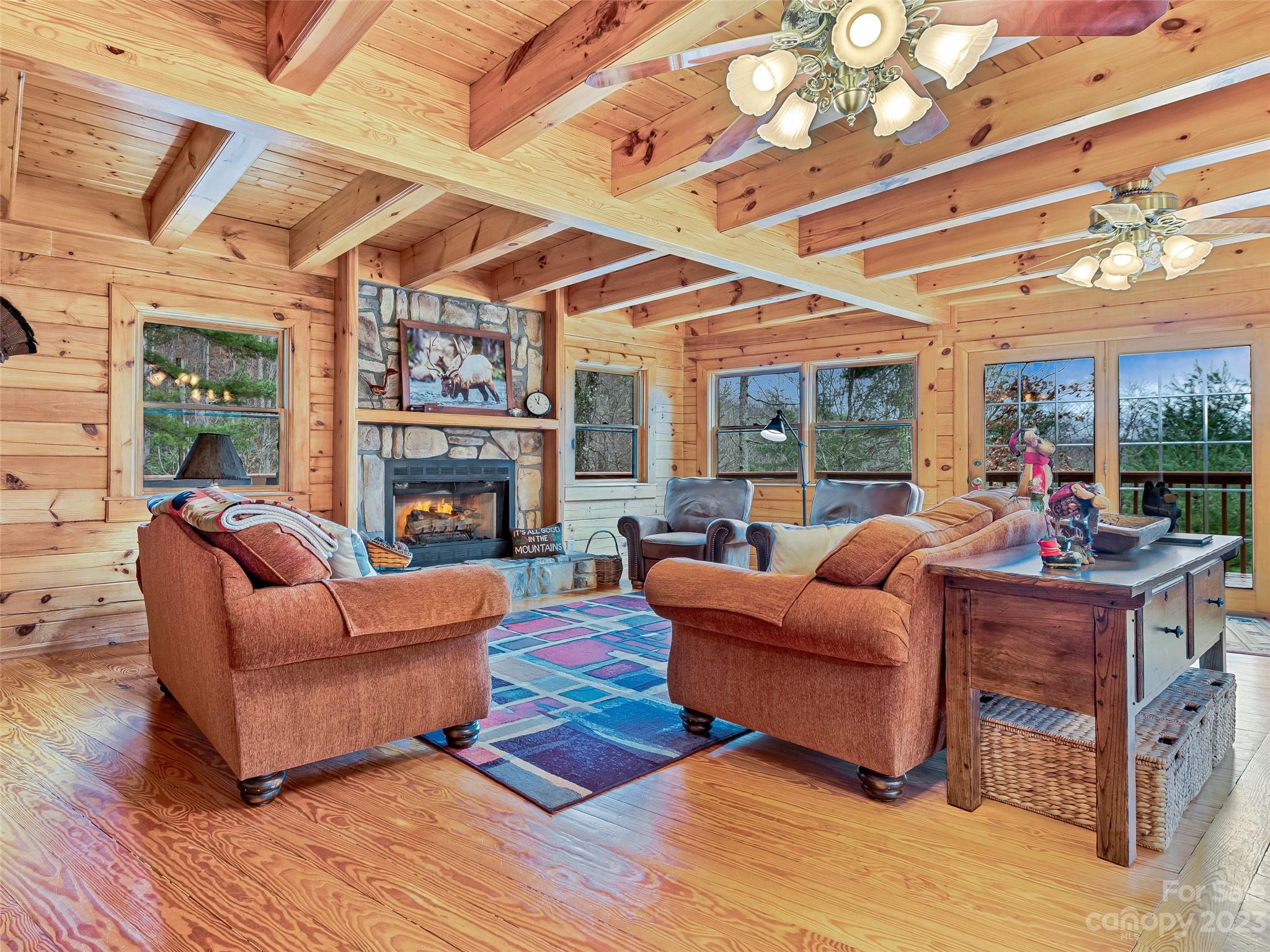 Twin Oaks Estate - Residential