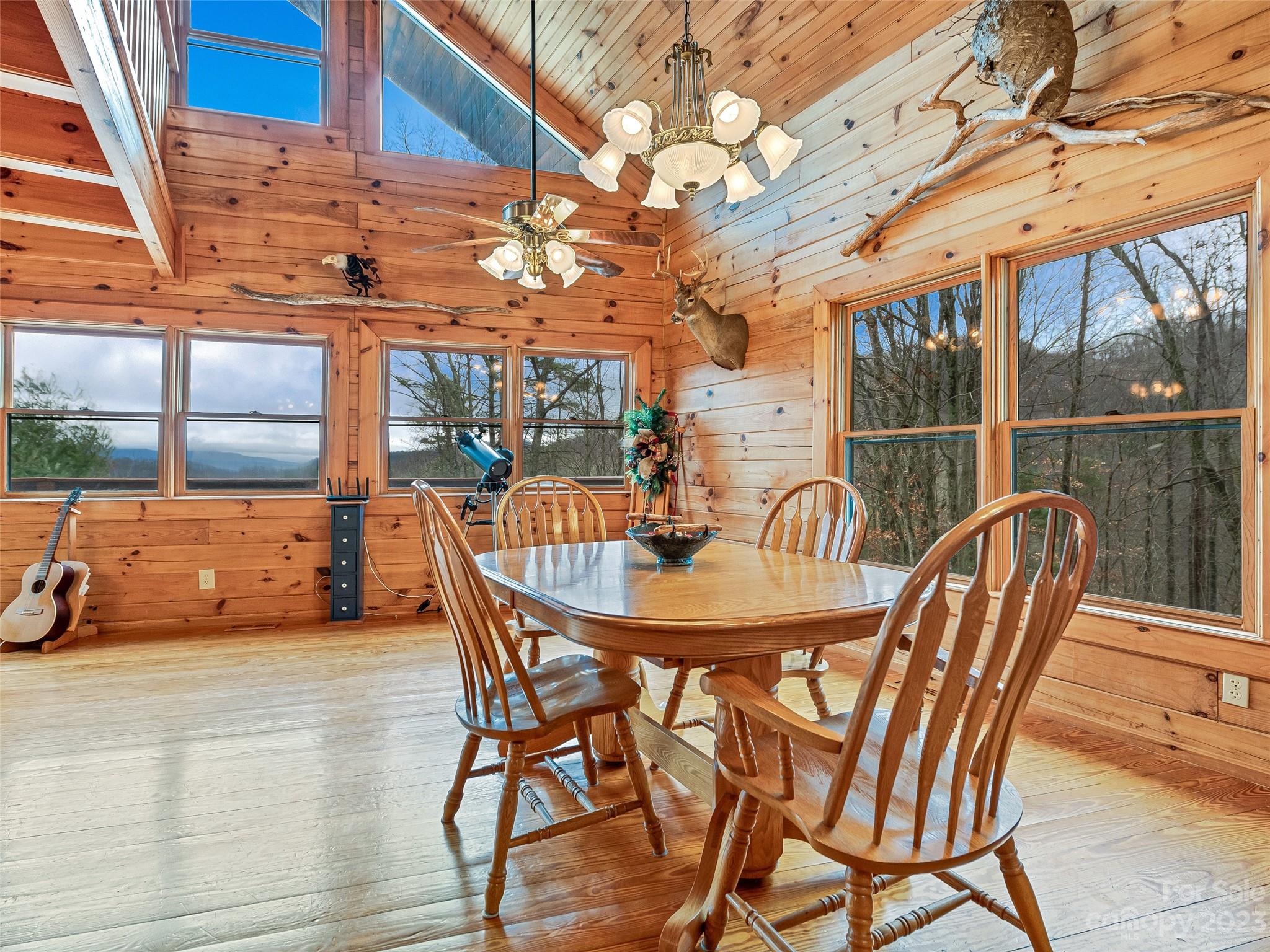 Twin Oaks Estate - Residential