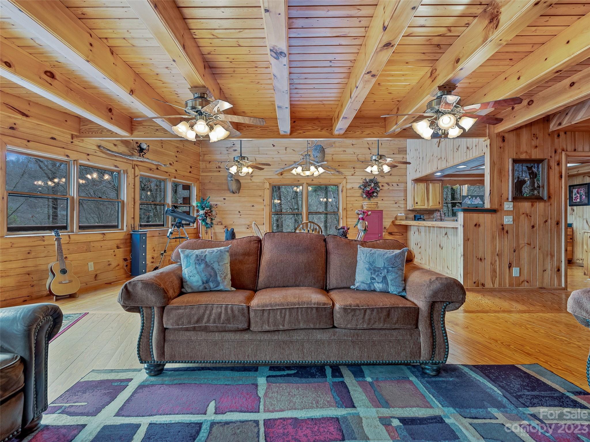 Twin Oaks Estate - Residential