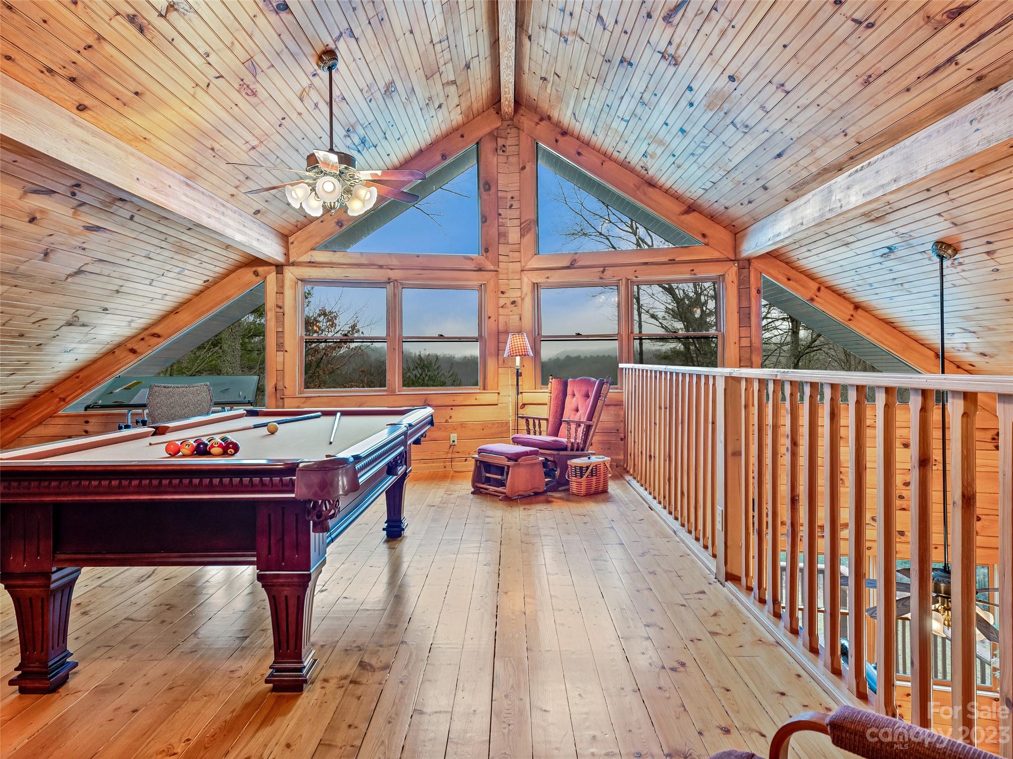 Twin Oaks Estate - Residential