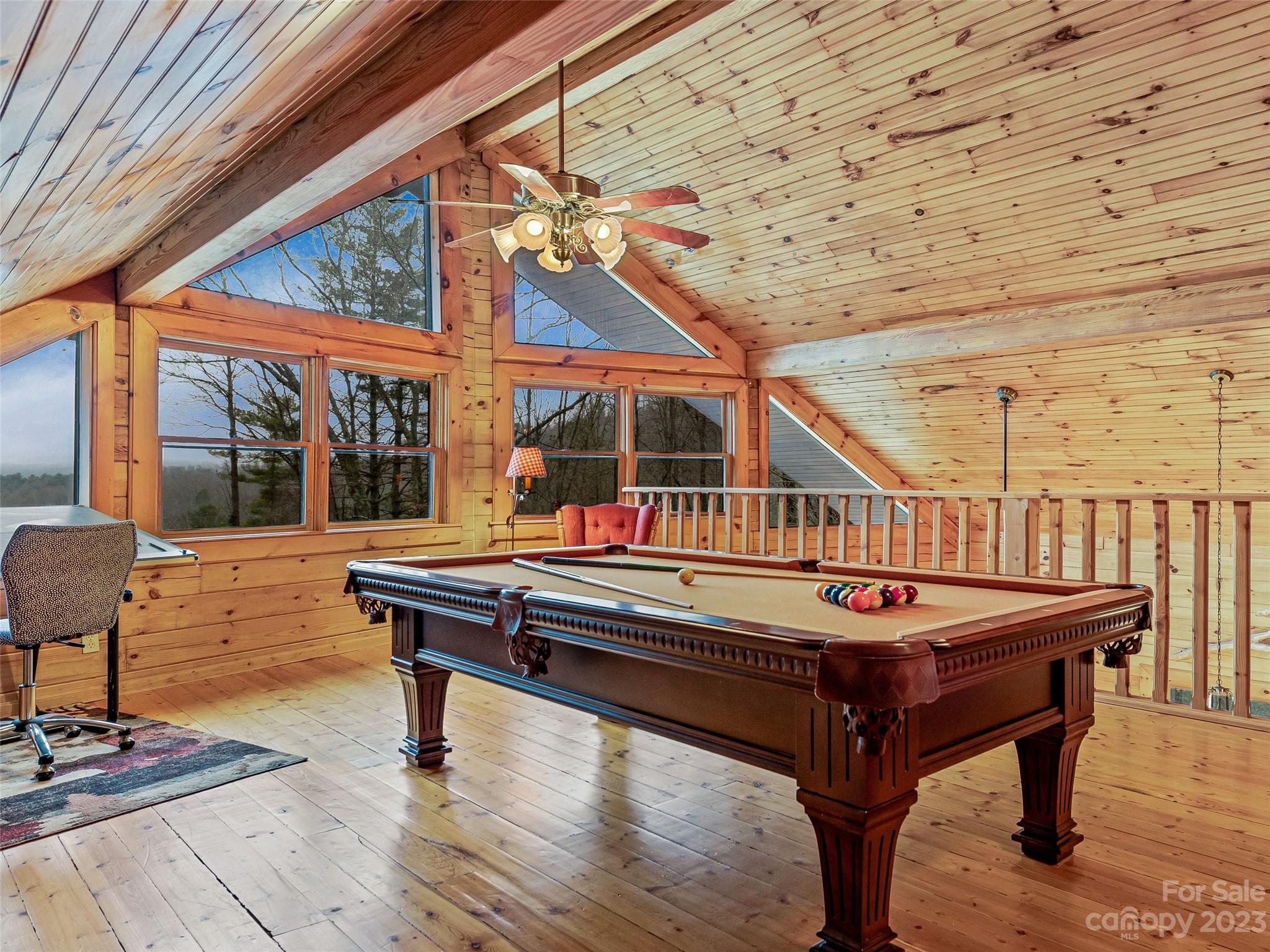 Twin Oaks Estate - Residential