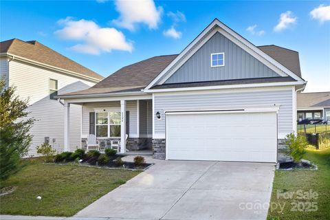5126 Idared Court Charlotte NC 28215