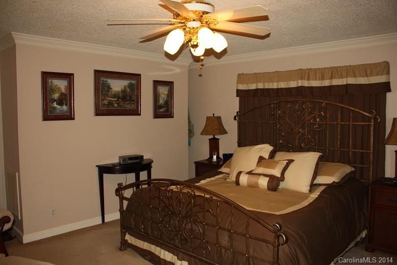 Ridgeview Park - Residential