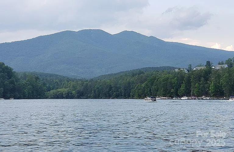 The Peninsula at Lake James - Land