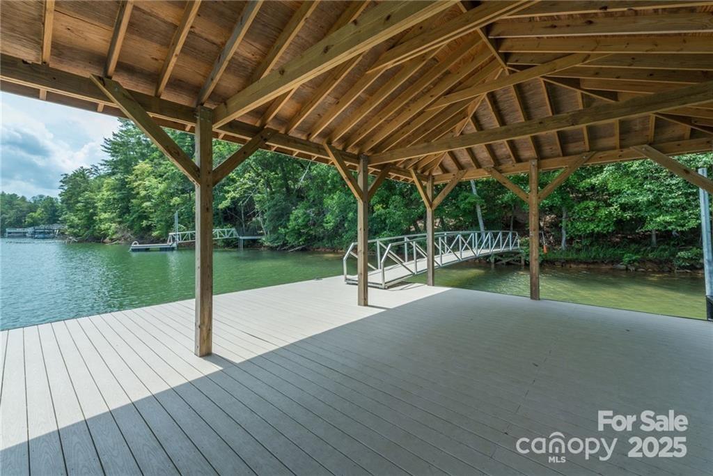 The Peninsula at Lake James - Land