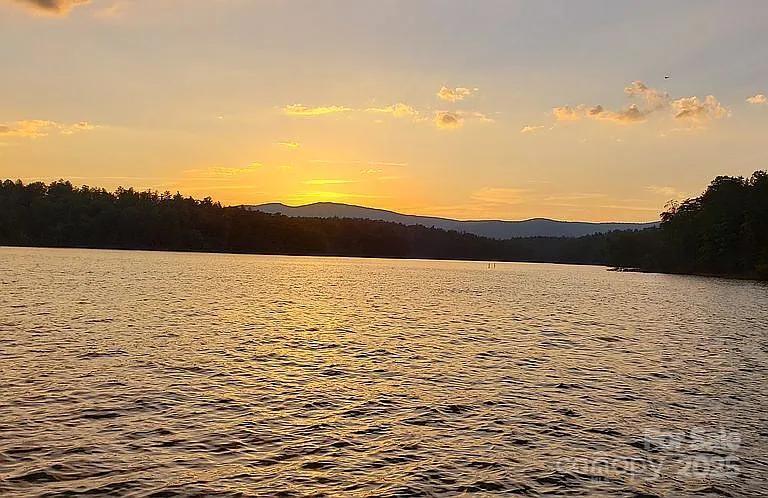 The Peninsula at Lake James - Land